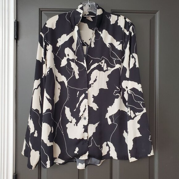 H&M Womens Blouse Size Medium Black Ivory Map Print Relaxed Oversize Boho Top - Picture 7 of 15